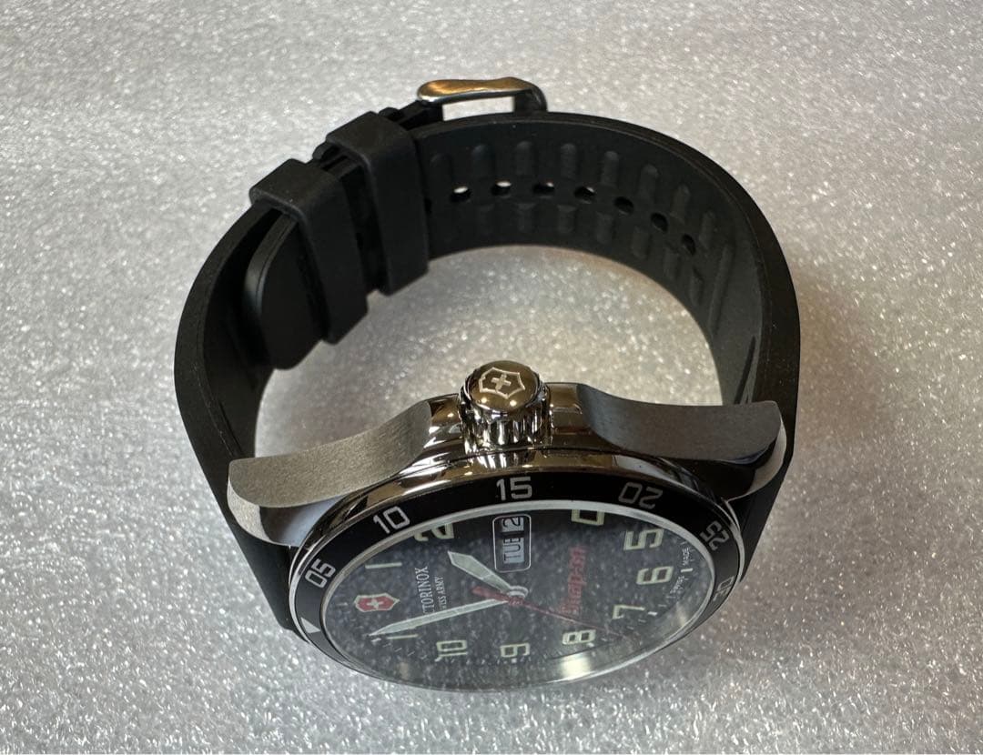 ヴィクトリノックス　スナップオン　ダブルネーム　時計　マルチツール　未使用品