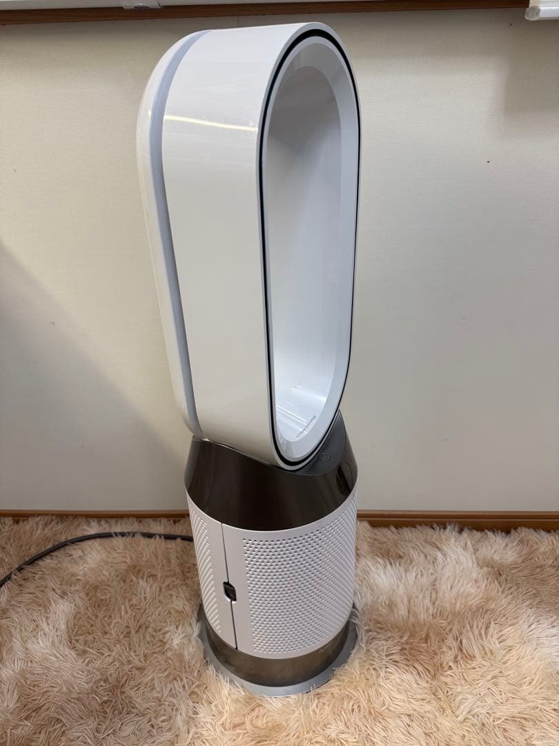 25年8月購入　Dyson Hot+Cool HP10WW