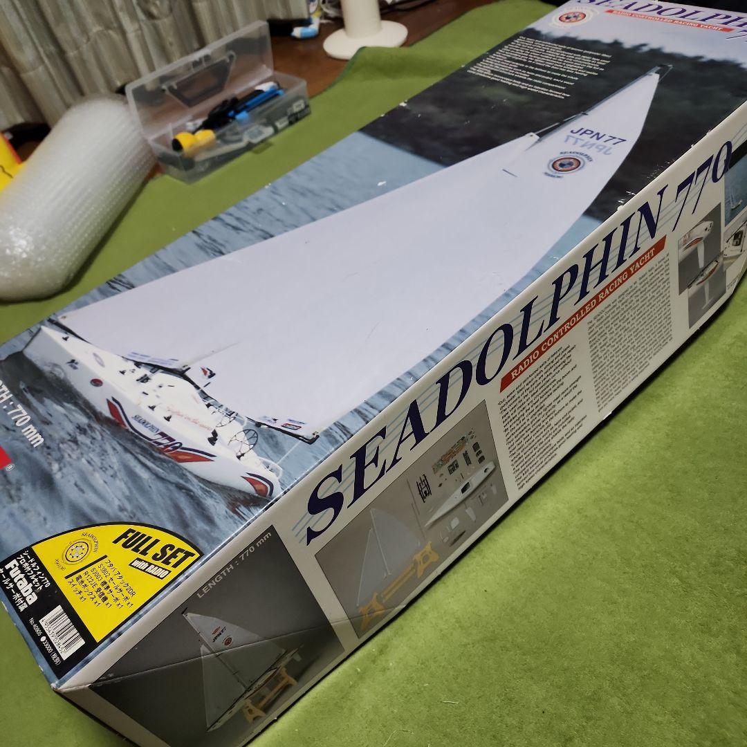 ヨット　ラジコン　プラモデル　SEADOLPHIN 770