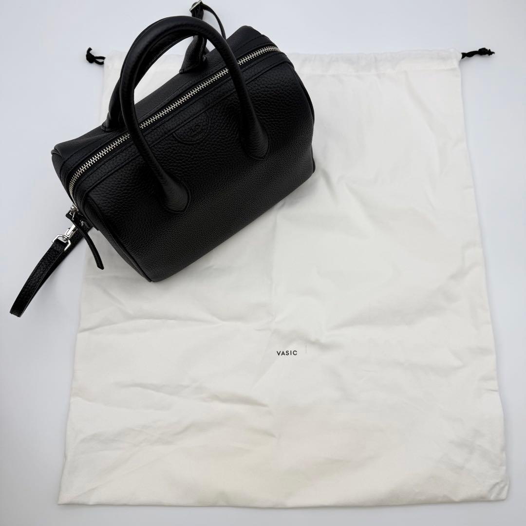 【未使用級】VASIC ヤンチェオンテンバール 2way ハンドバッグ 黒