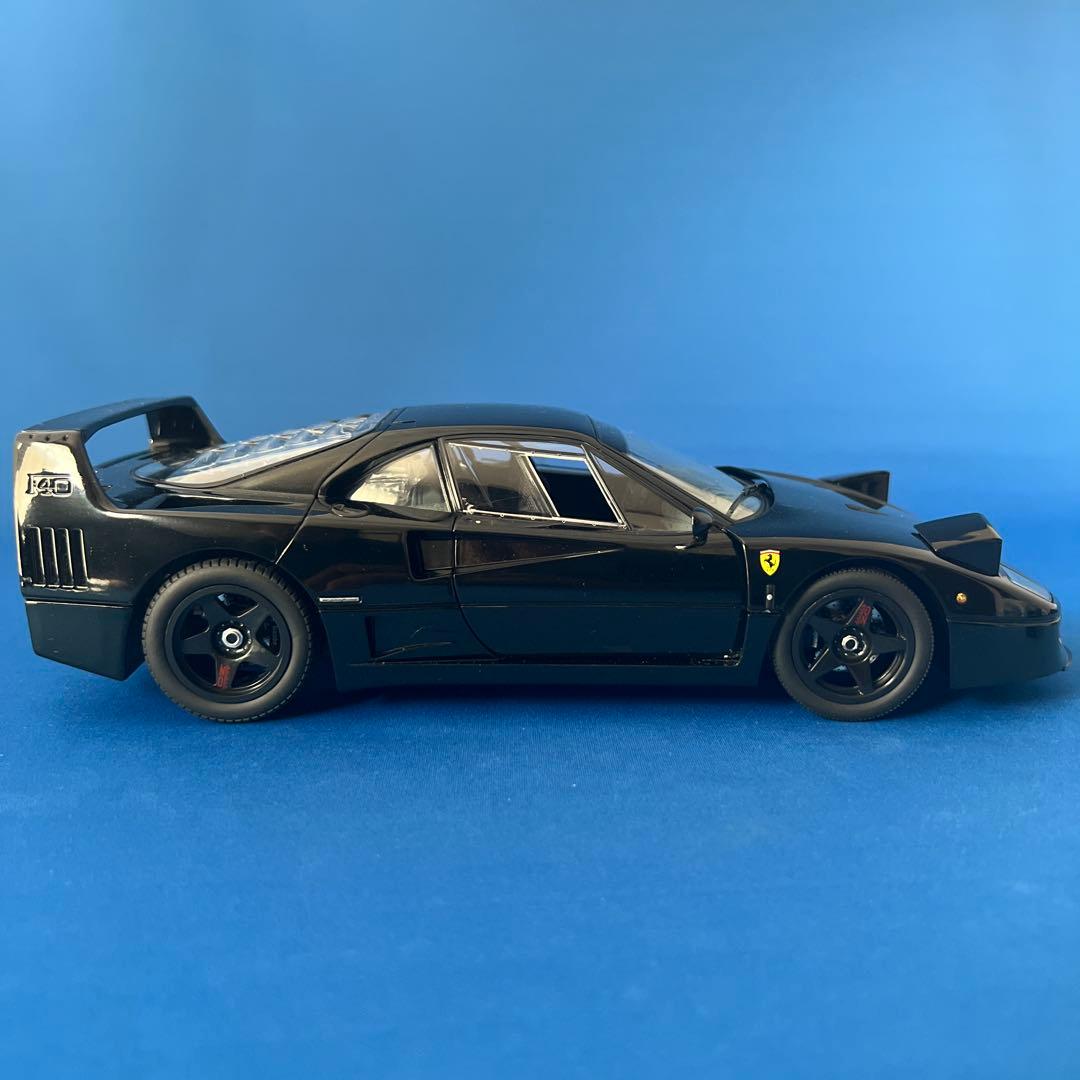 京商　1/18 フェラーリ F40 ライトウェイト( ブラック )