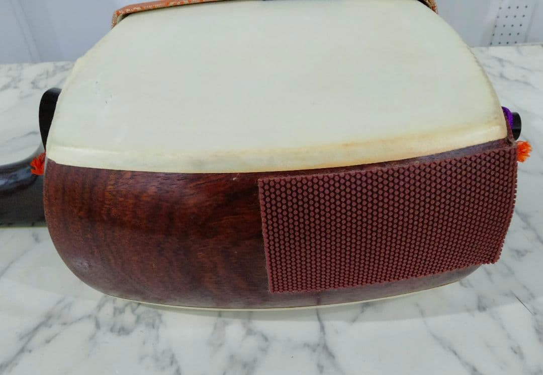 弦楽器 三味線 ハードケース付 調子笛、弦など付属（S1-2）