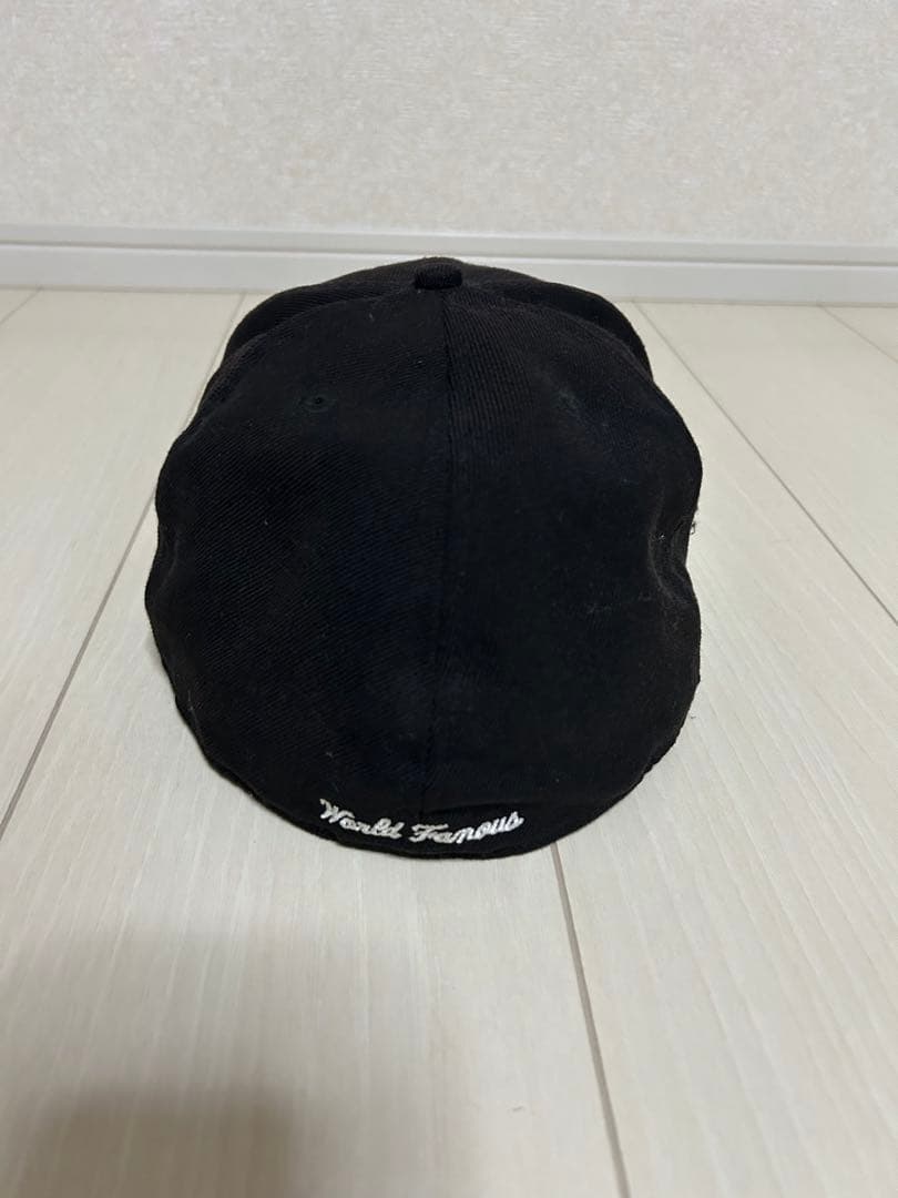 レア　初期　supreme New Era 黒キャップ World Famous