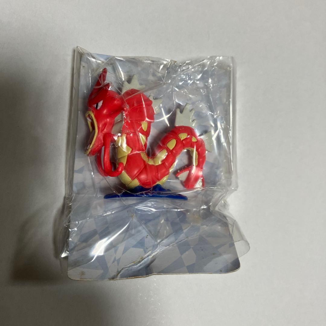 赤いギャラドス　モンコレ　非売品