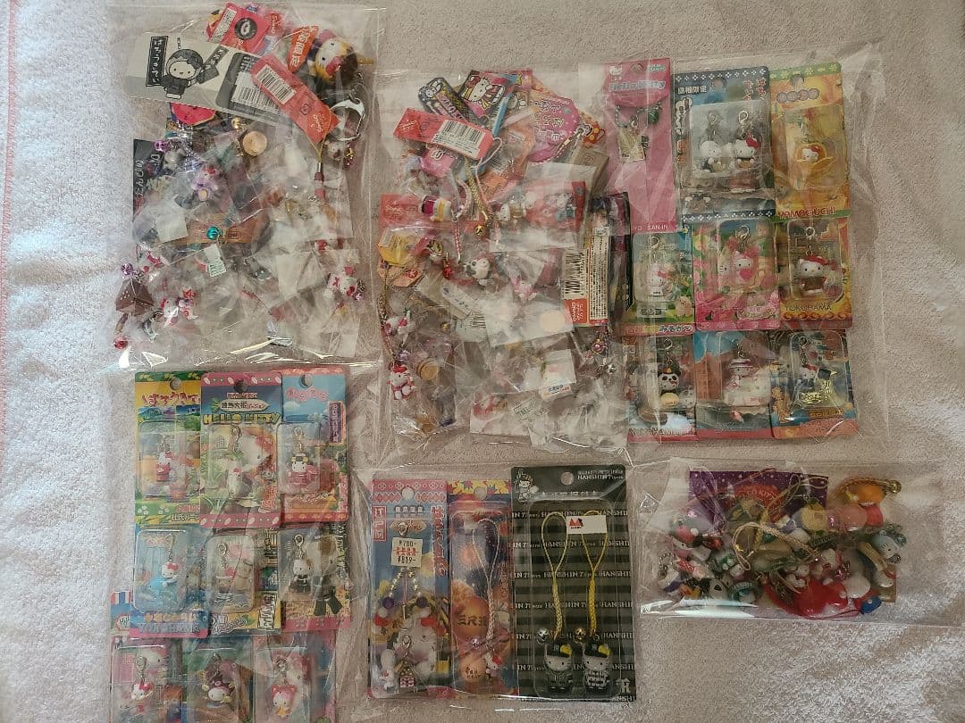 『ご当地限定 はろうきてぃ』 大量まとめ売り 106個