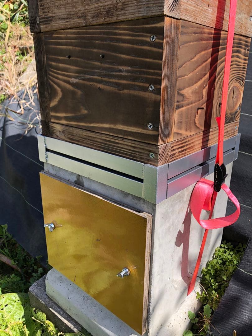 日本蜜蜂 集水桝用巣門 30cm用 2台セット