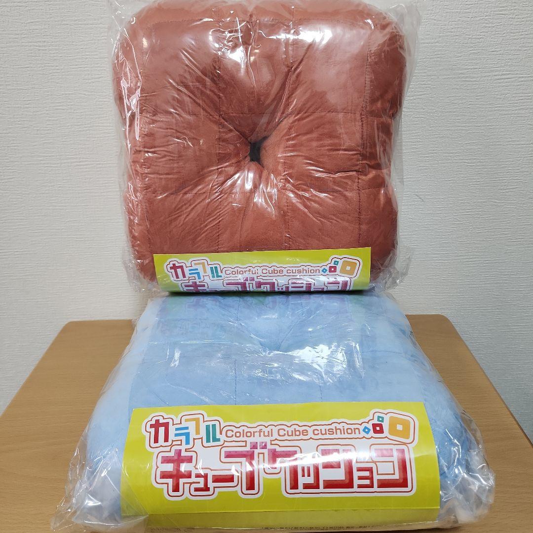 ④生活雑貨　折り畳みイス　キャンプス　カゴ　クッション　アウトドア　レジャー