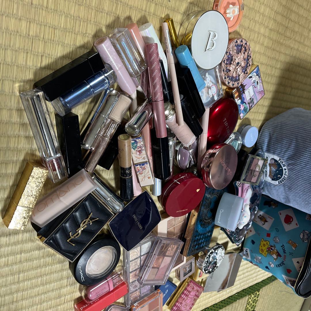 コスメまとめ売り 69点ほど