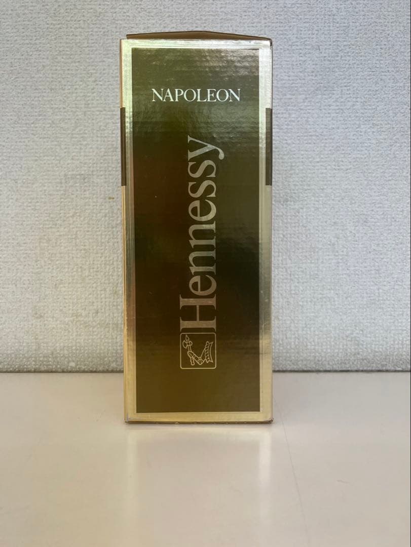 空*王様 Hennessy Napoleon コニャック 700ml