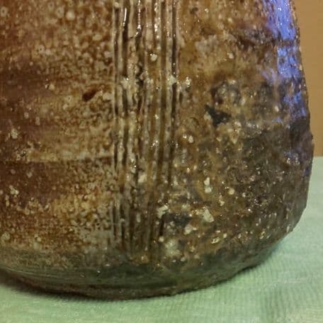 A 27      茶道    水指   信楽・楽斎作 くし目 ( 未使用品 )