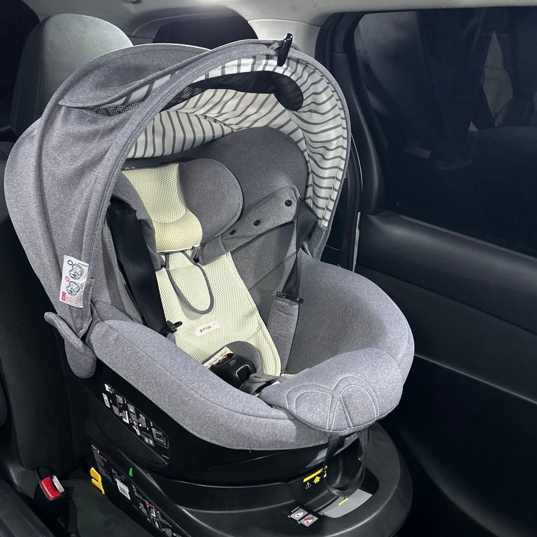 ISOFIX 360 回転エールべべ クルット5i プレミアム　グレーラテ