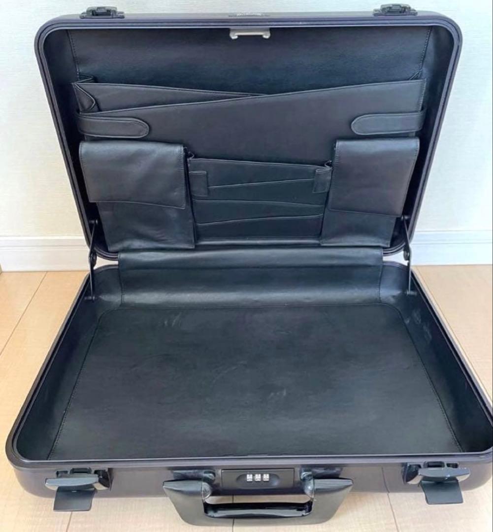 ZEROHALLIBURTON ゼロハリバートン アタッシュ