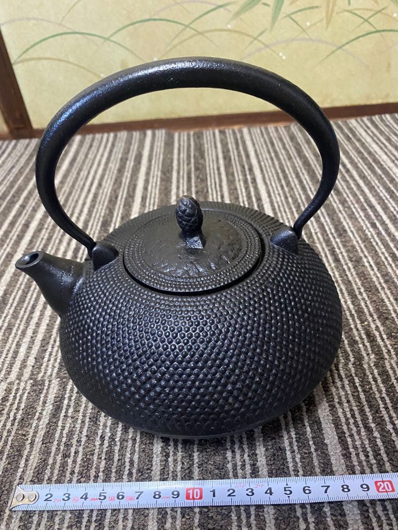 日本製　未使用　特大アラレ鉄瓶　鉄瓶　鉄器　 急須　茶道具　鉄鋳物製　イシガキ産