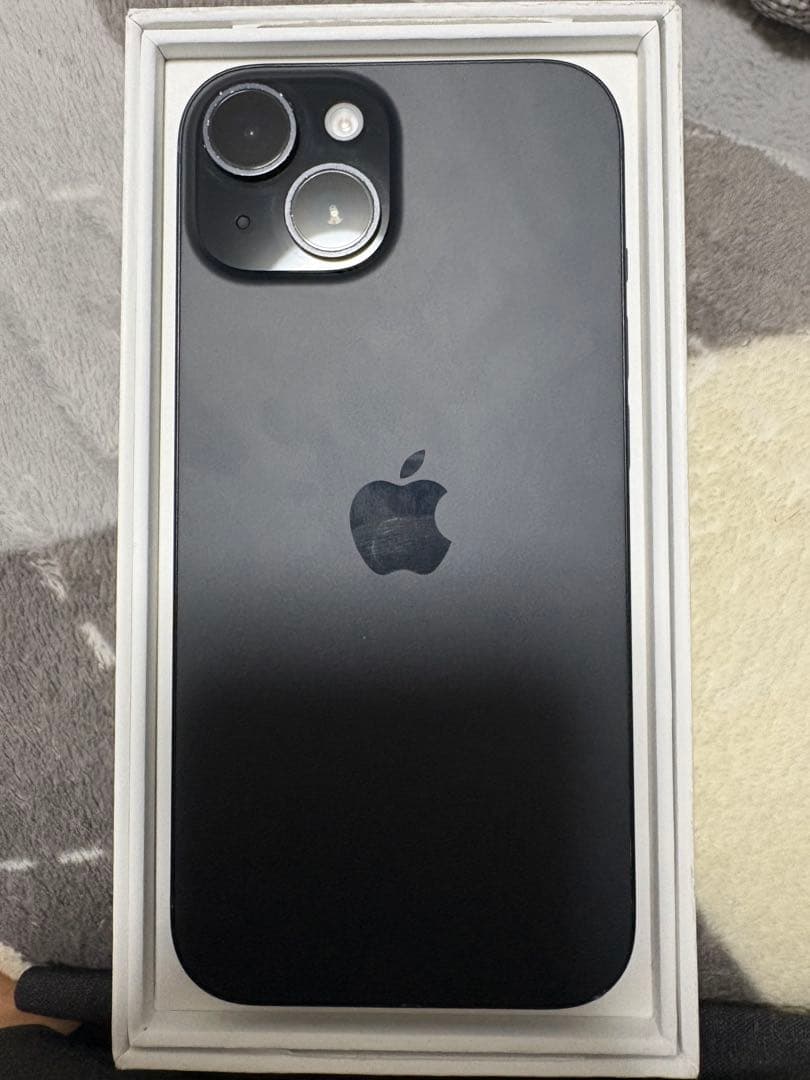 iPhone 15 ブラック 128GB 本体 バッテリー最大容量88%