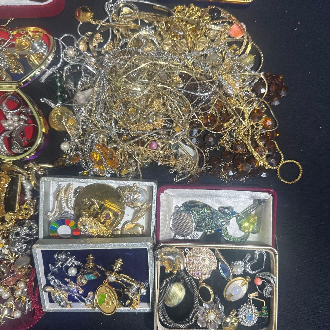 2954★整理品　アクセサリーまとめ★レトロ　2kg以上