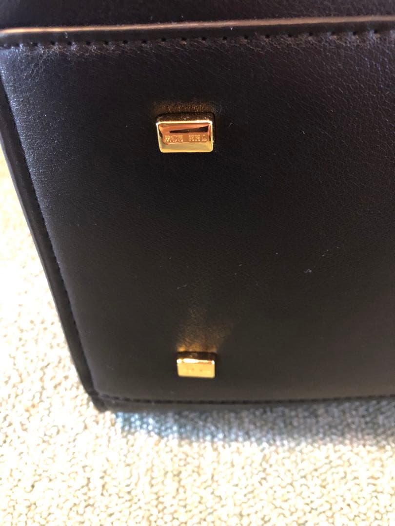 新品未使用✨THE ROW バッグ ノベルティ マルゴー12 本革