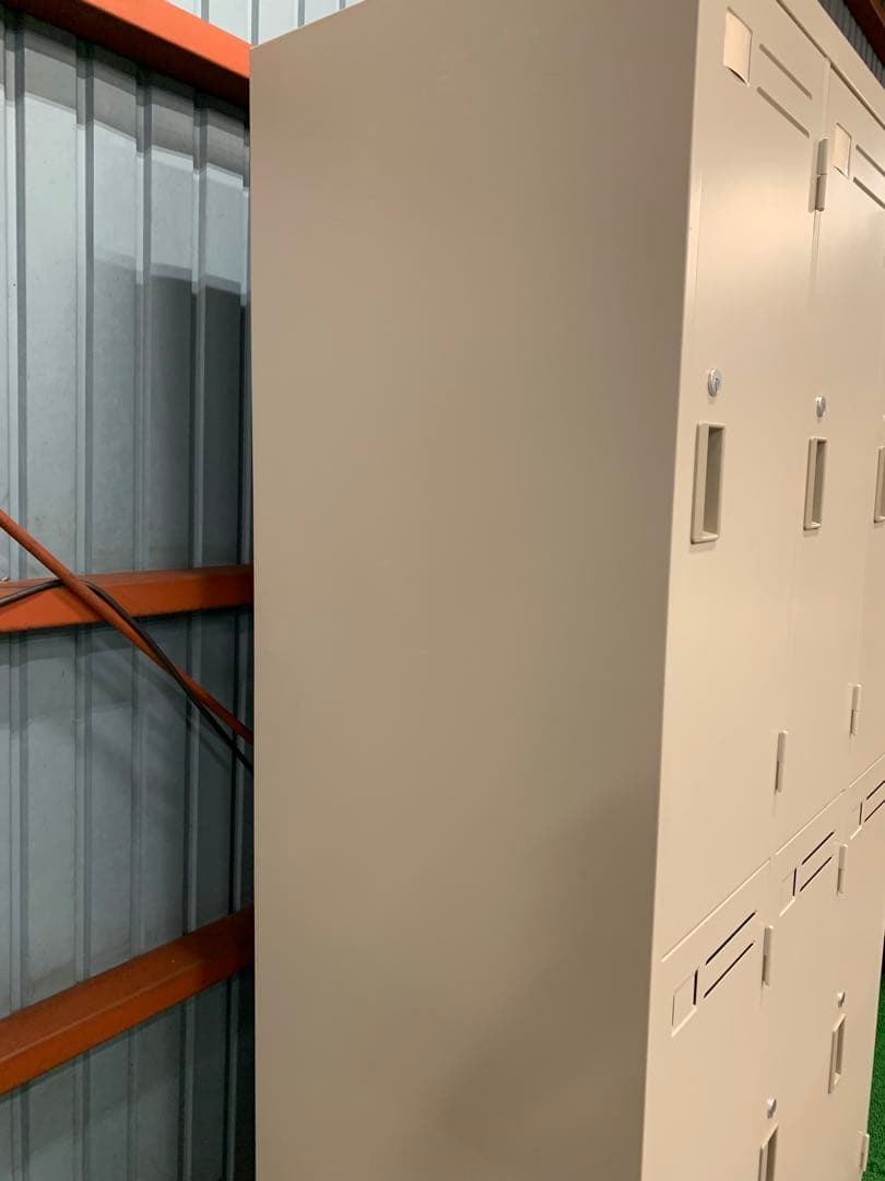 コクヨ　ロッカー　６人用　鍵付　オフィス事務所