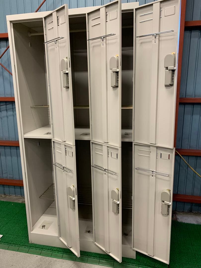 コクヨ　ロッカー　６人用　鍵付　オフィス事務所