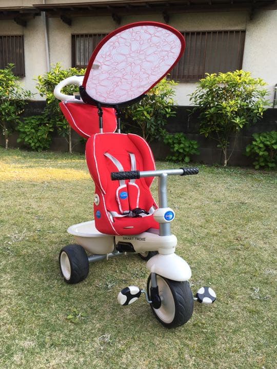 美品　三輪車　smart trike 女の子