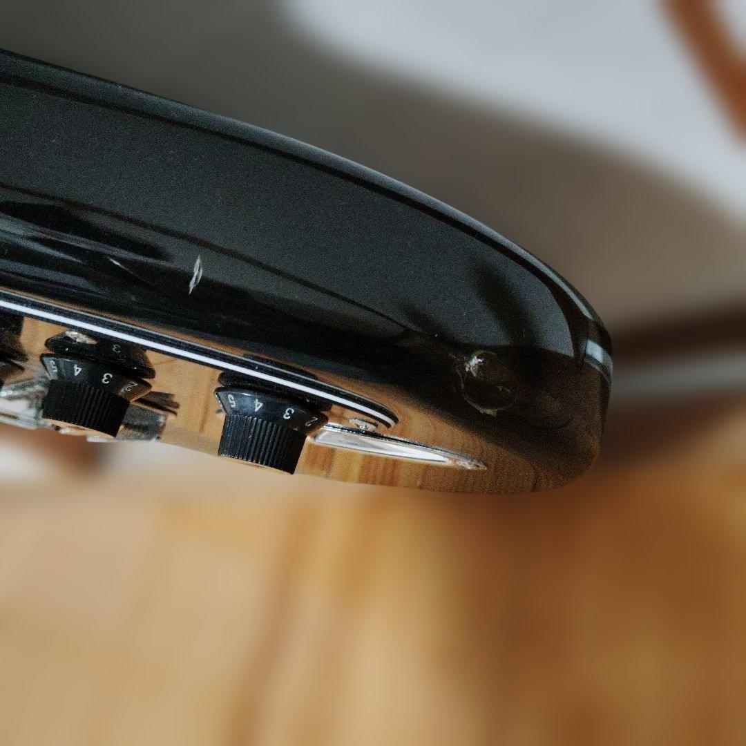 エレキギター ブラック アルダー製