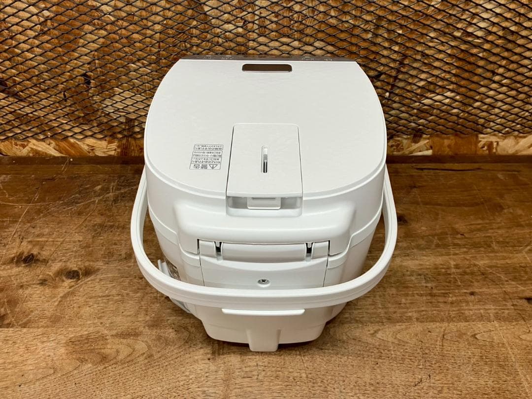 TOSHIBA★東芝★RC-10HW★炊飯器★IH加熱★5.5合★2025年製