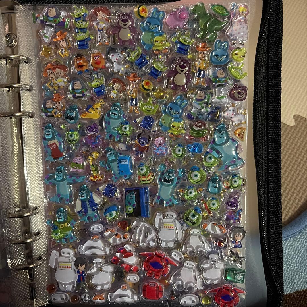 ディズニー　ボンドロミニ(新品) ＋ シール帳完成品