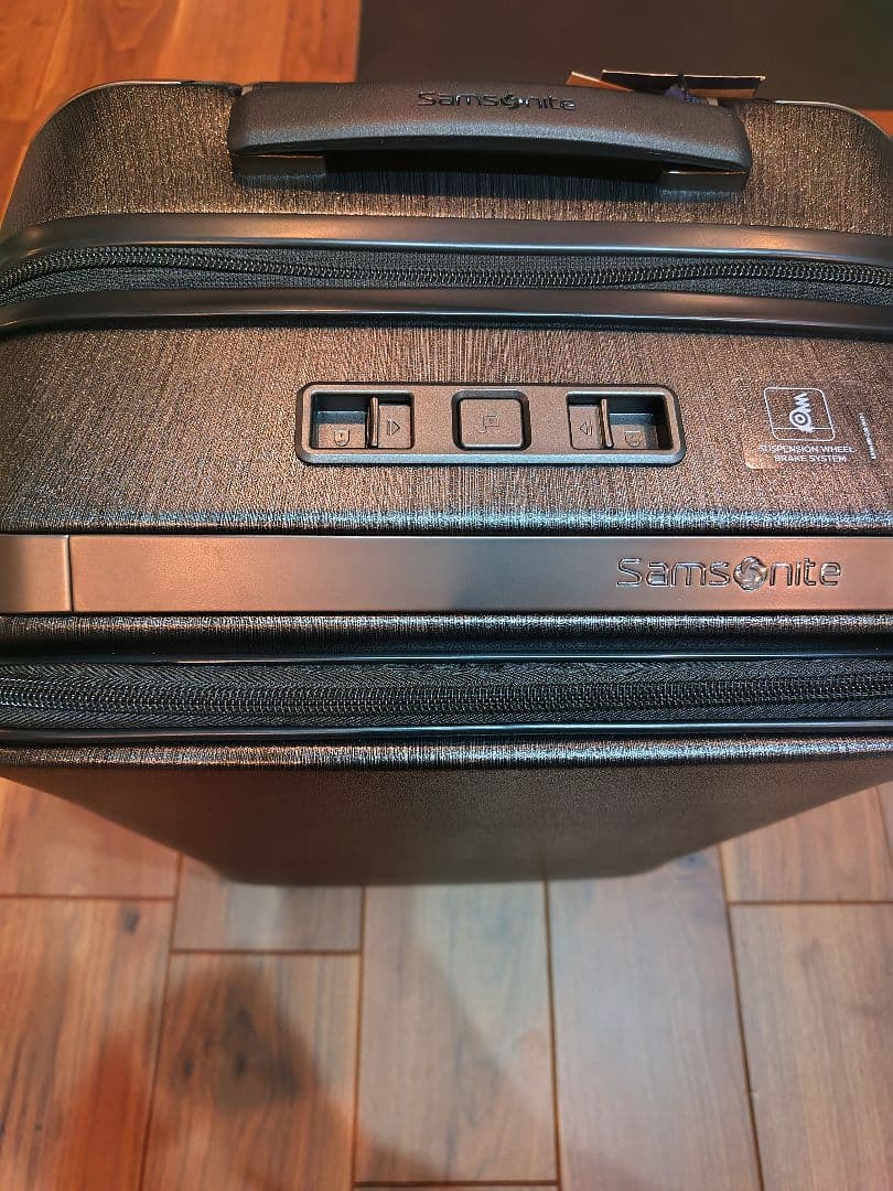 Samsonite (サムソナイト)　スーツケース　 ユニマックススピナー55