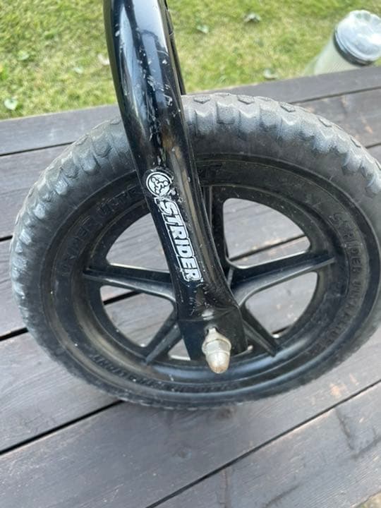 ストライダー   STRIDER ヘルメット付き