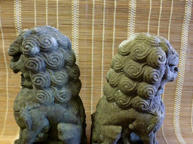 時代　アンティーク　狛犬　一対　石彫　彫刻　縁起物　魔除け　骨董