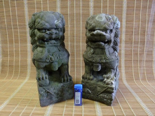 時代　アンティーク　狛犬　一対　石彫　彫刻　縁起物　魔除け　骨董