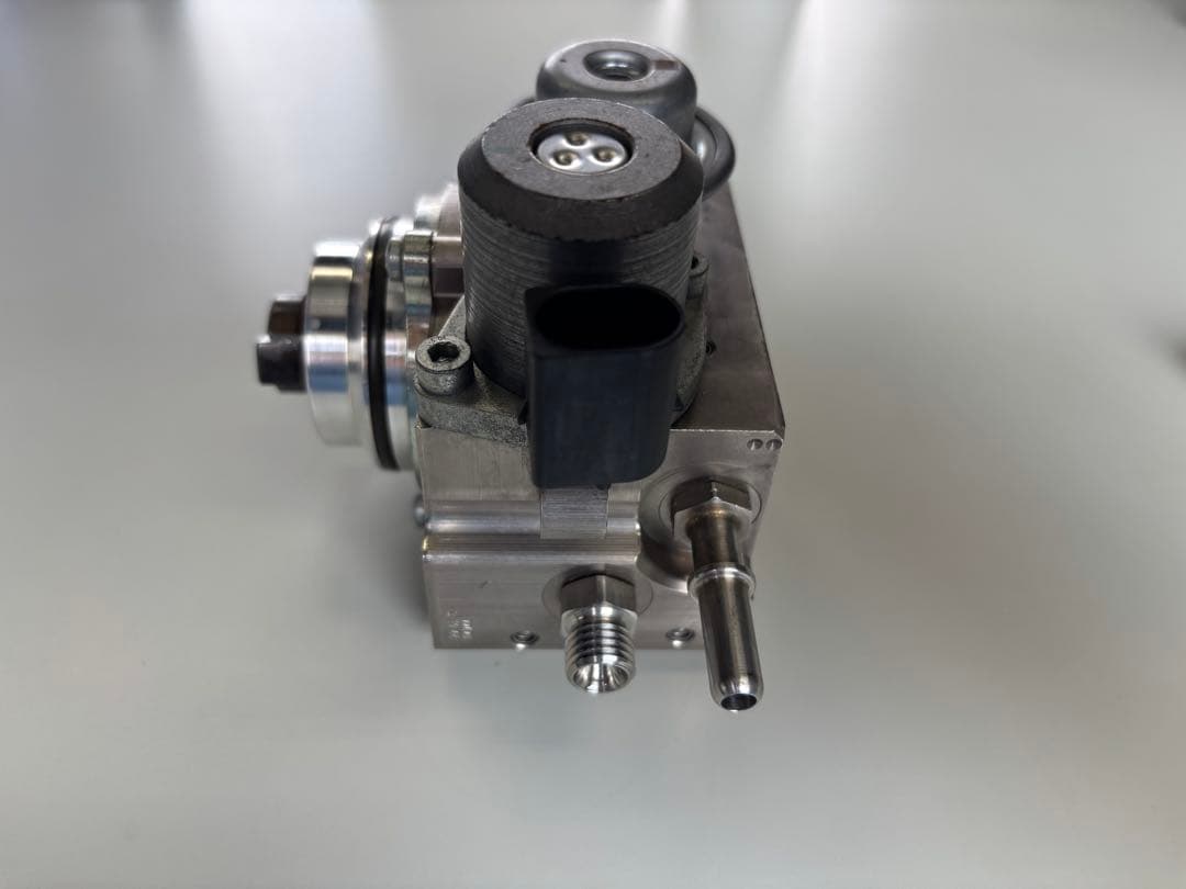 中古★BMW ミニ クーパーS 高圧ポンプ★13517592429 SV16