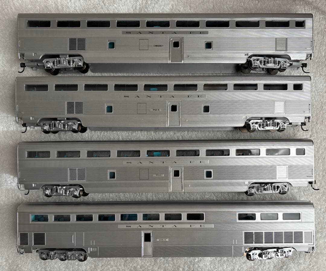 鉄道模型 INTER MOUNTAIN Step Up Hi Level Coach