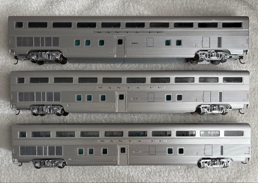 鉄道模型 INTER MOUNTAIN Step Up Hi Level Coach