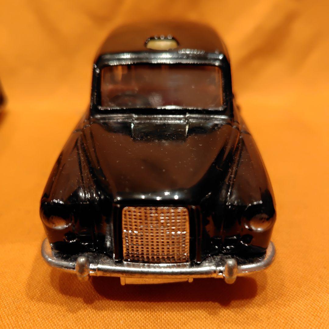 ミニカー corgi London Taxi 425