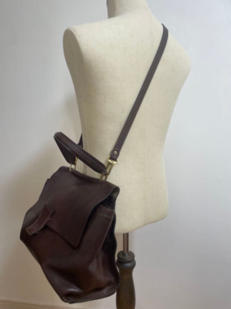 美品GIANNI CHIARINI（ジャンニキャリーニ） レザーショルダーバッグ