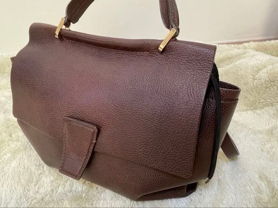 美品GIANNI CHIARINI（ジャンニキャリーニ） レザーショルダーバッグ