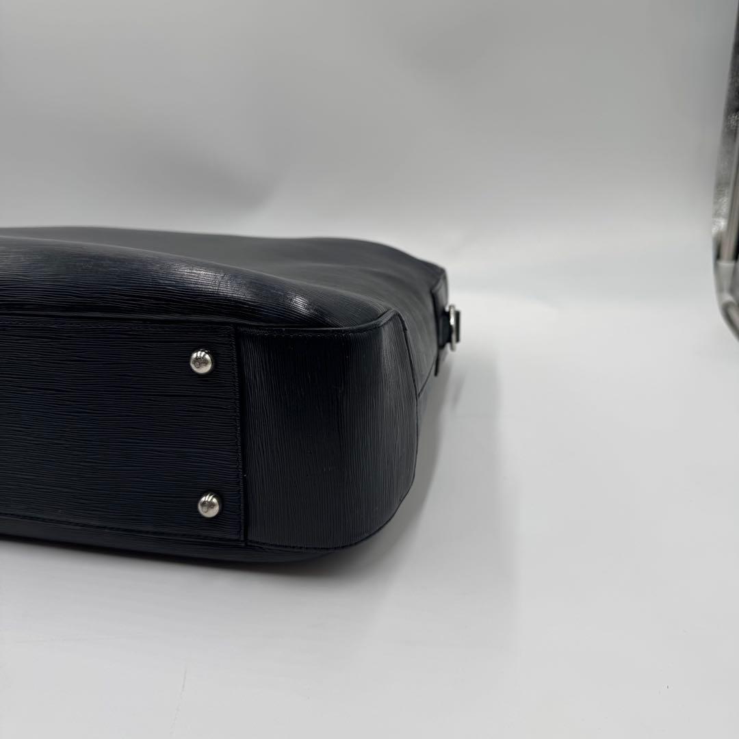 高級✨ ペッレモルビダ キャピターノ ブリーフケース ビジネス A4 ネイビー