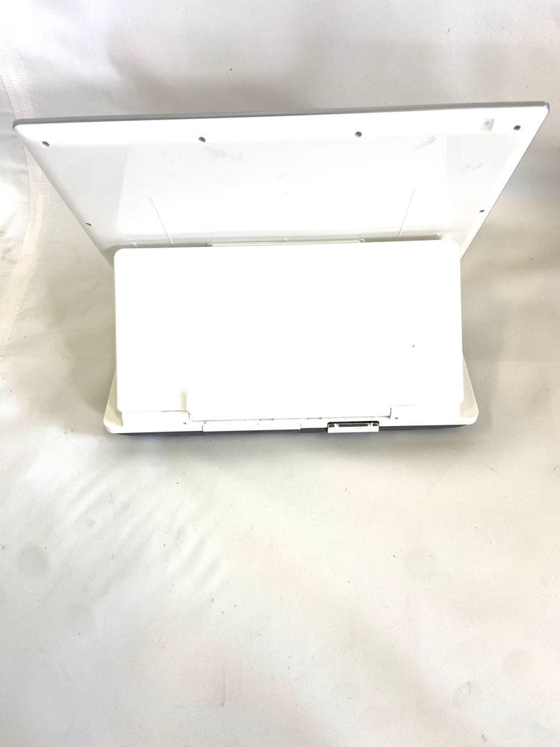 Panasonic DMP-HV200 ポータブルテレビ 10.1インチ