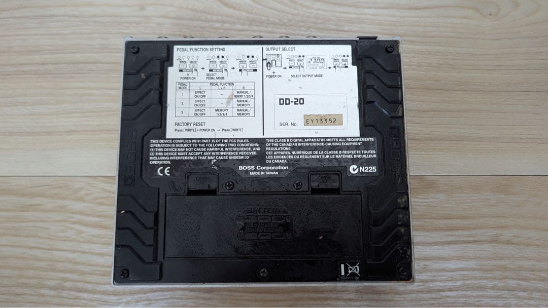 BOSS DD-20 GIGA DELAY 中古