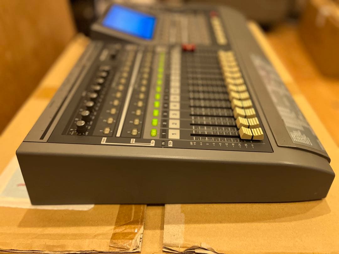 Roland VS-1680 VS8F-2×2 10G CD-RW付