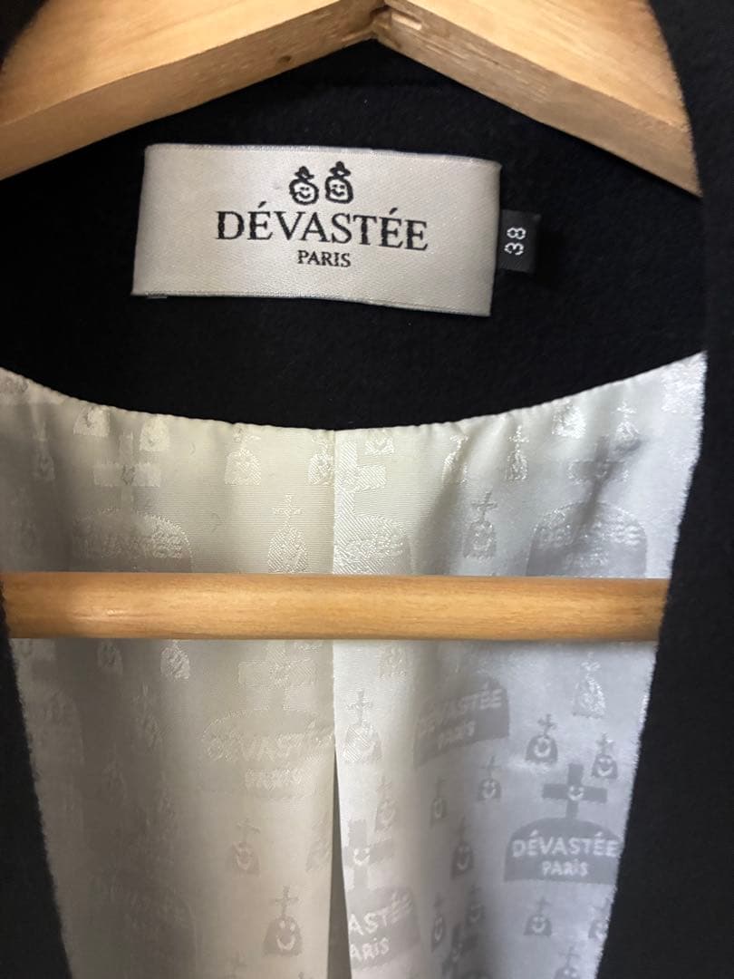 DEVASTEE【ディバステ】 チェスターコート　刺繍　レア　定価10万　黒