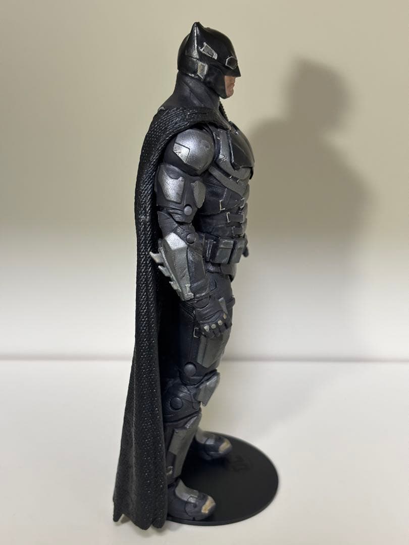 カスタム塗装品 マルチバース タクティカルバットマン フィギュア figure