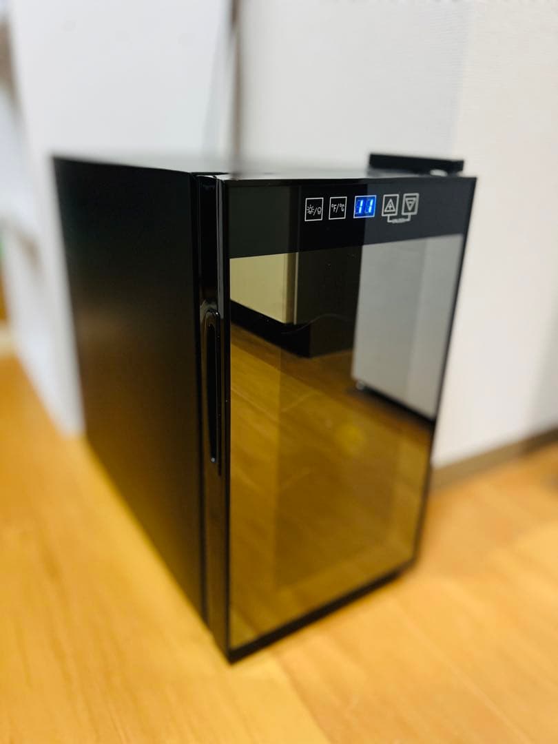 ワインセラー 8本収納