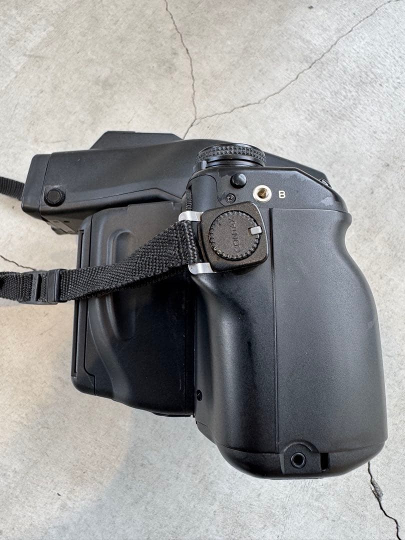 フィルムカメラ CONTAX645 Planar2/80