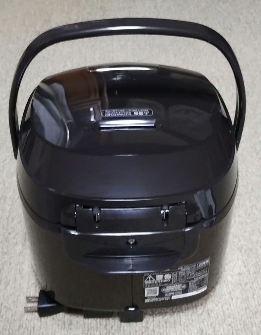 タイガー 炊飯器 IH 5.5合 JPW-D100T ブラウン