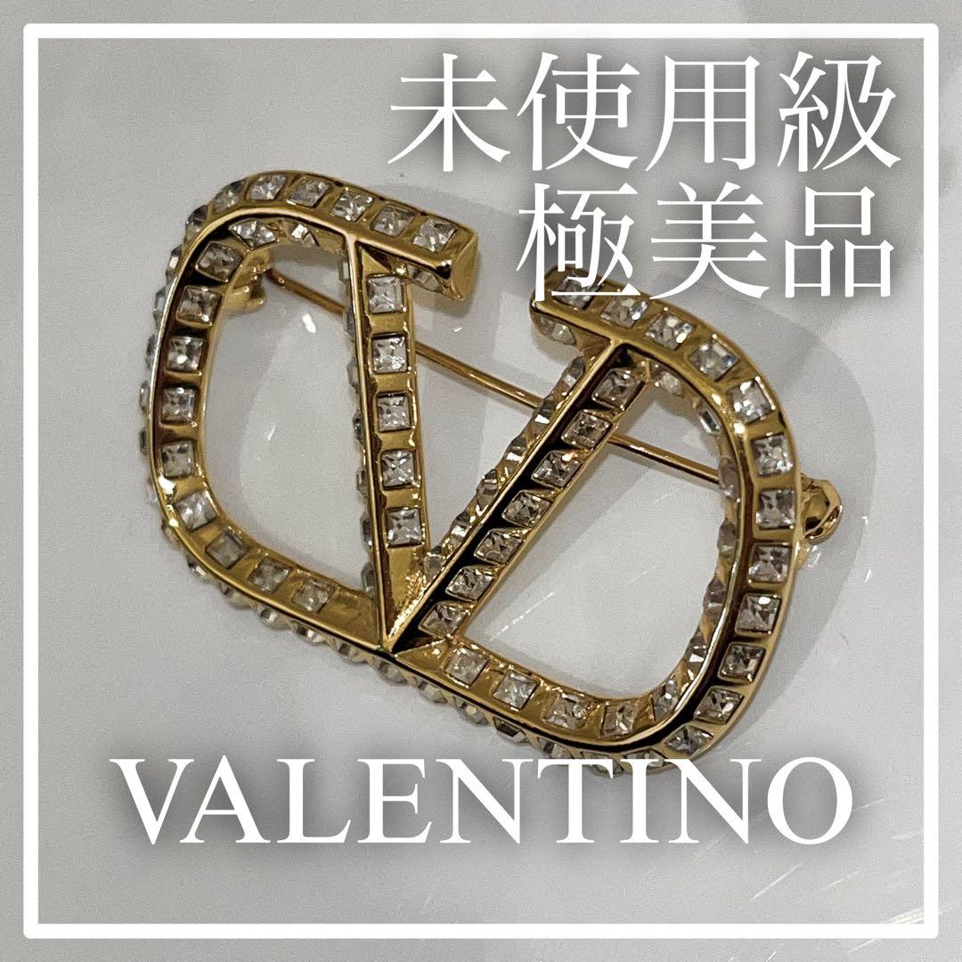 VALENTINO ゴールド Vロゴ ブローチ