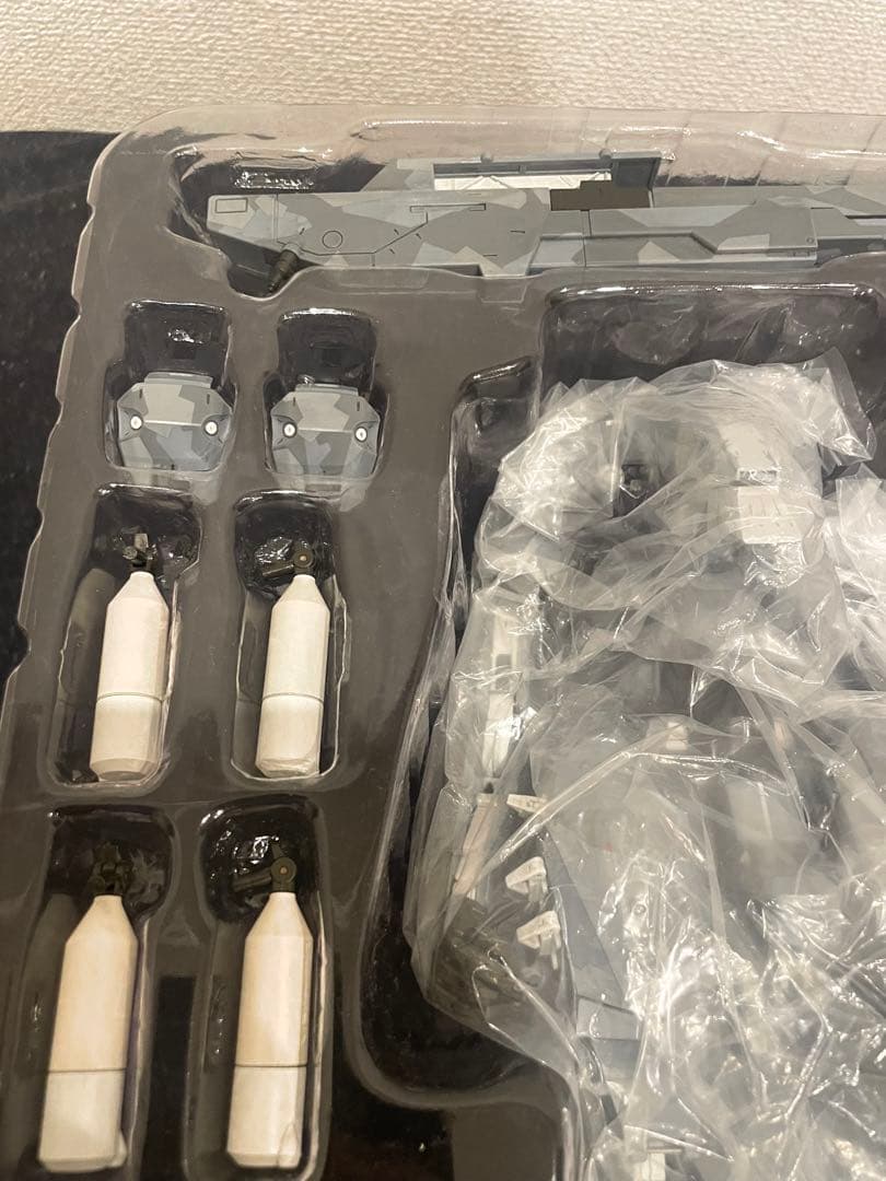 千値練 RIOBOT メタルギアサヘラントロプス