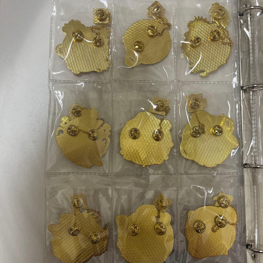 呪術廻戦 ピンバッジ8点まとめ売り（アルバム付き）