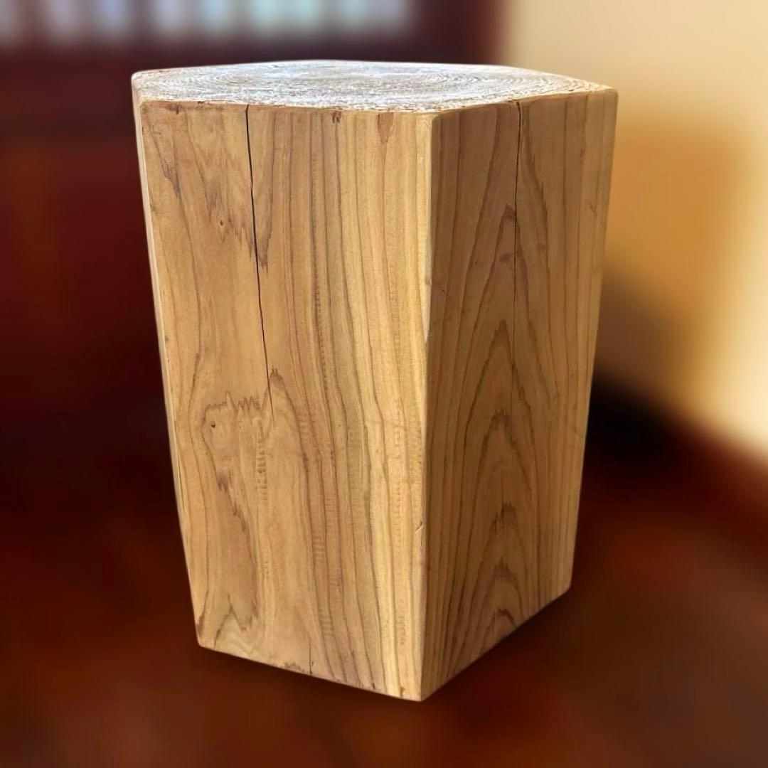 太い丸太スツールhexagon(スギ)#3