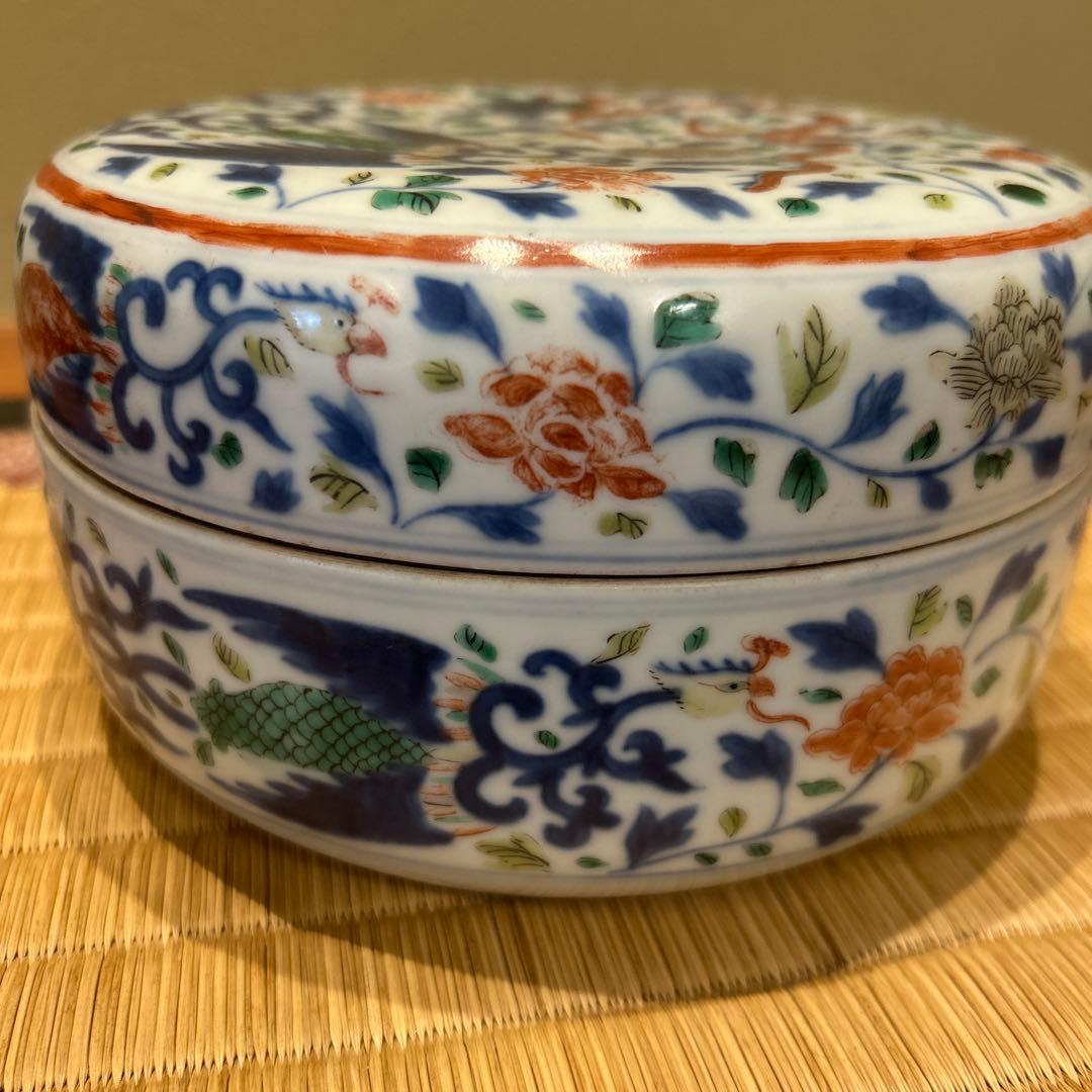 万暦赤絵　龍と鳳凰の蓋物